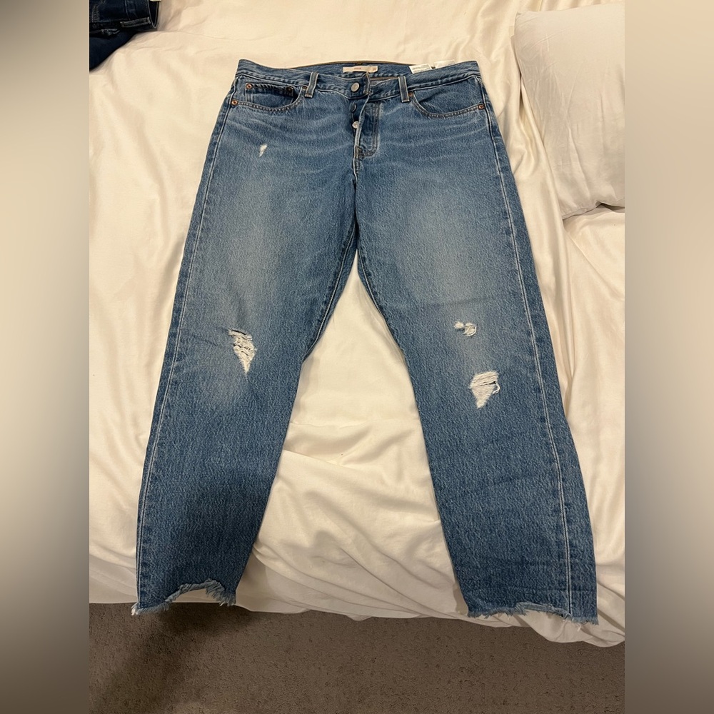 Levi's Wedgie Straight Medium Wash Denim Jeans